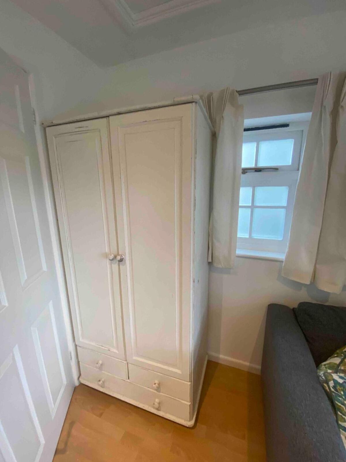 Private Entry Guesthouse Hideaway Hordle Exterior photo
