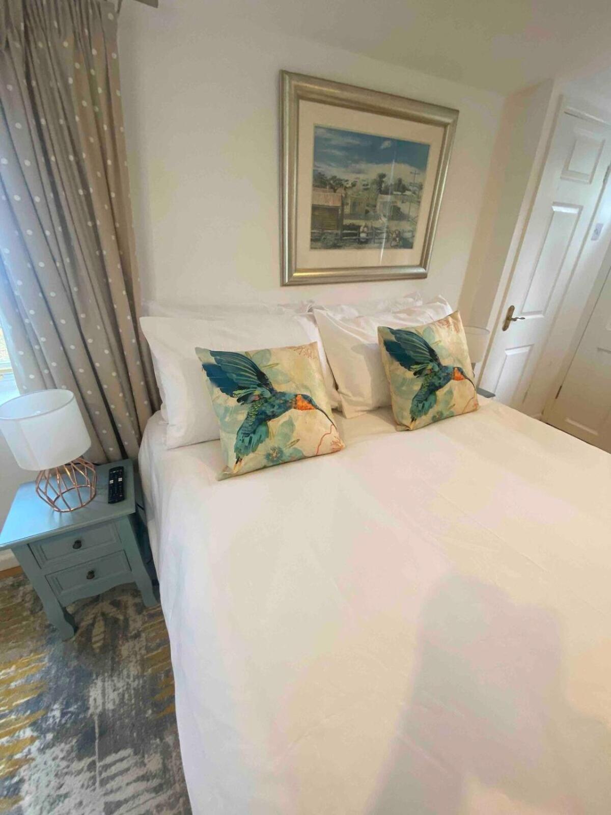 Private Entry Guesthouse Hideaway Hordle Exterior photo
